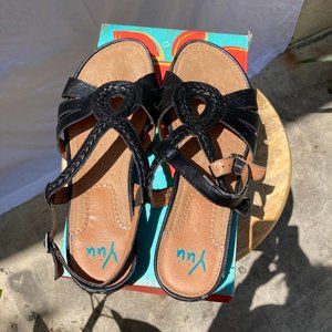 YUU Black Adjustable Strap Casual Flat Sandals Walking